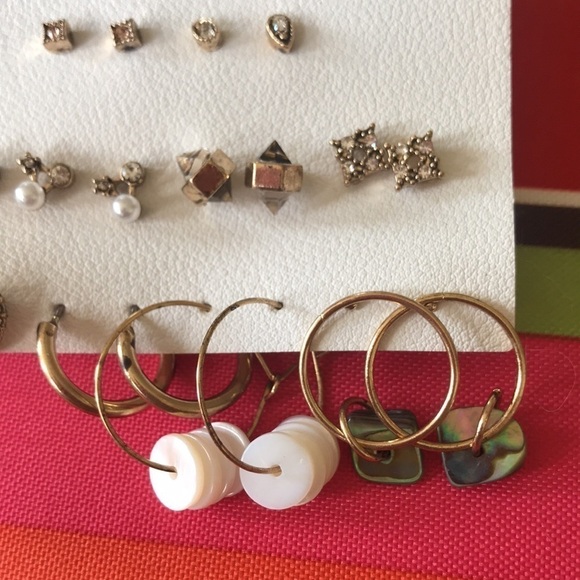 Brand New 10 Pairs of Vintage-Style Earrings - Picture 6 of 10